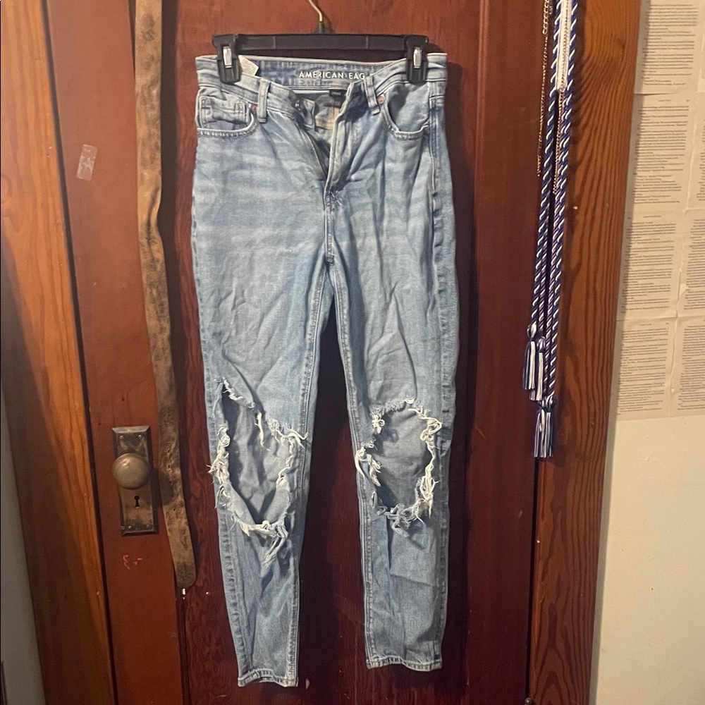 American Eagle Outfitters Distressed Blue Jeans